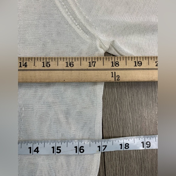 CHANEL‎ Vintage White cc Logo Knit Blouse Top Size 40 EU NWT - Picture 13 of 16